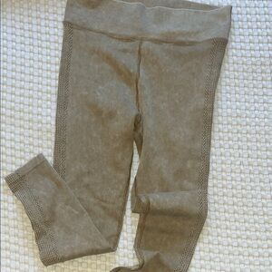 aerie Womens Ribbed Leggings in Olive Green